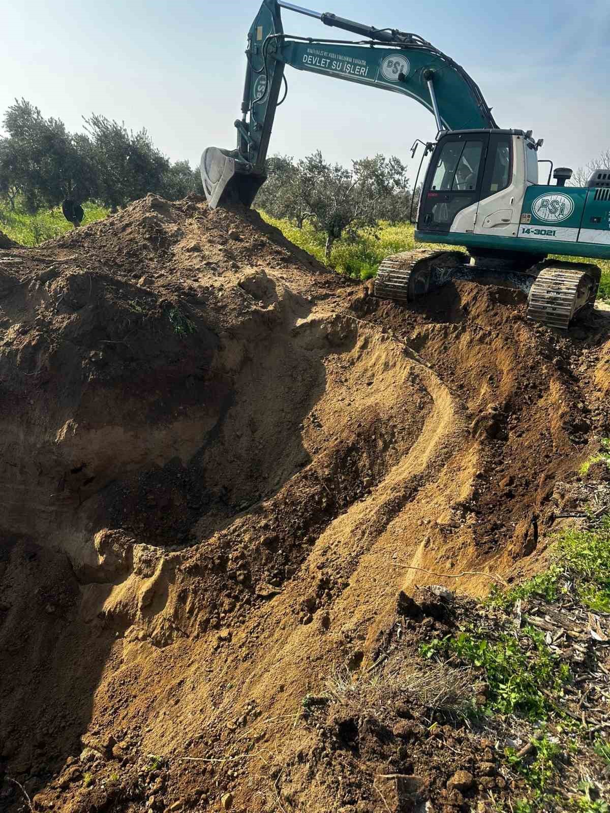 Aydın’da 16 yıl önce kaybolan kardeşler için kazı çalışması başlatıldı
