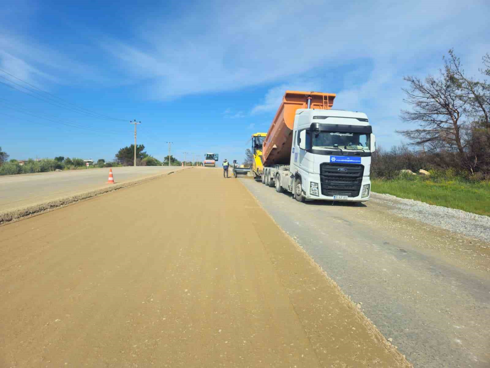 Aydın’da 17 ilçede eş zamanlı yol seferberliği
