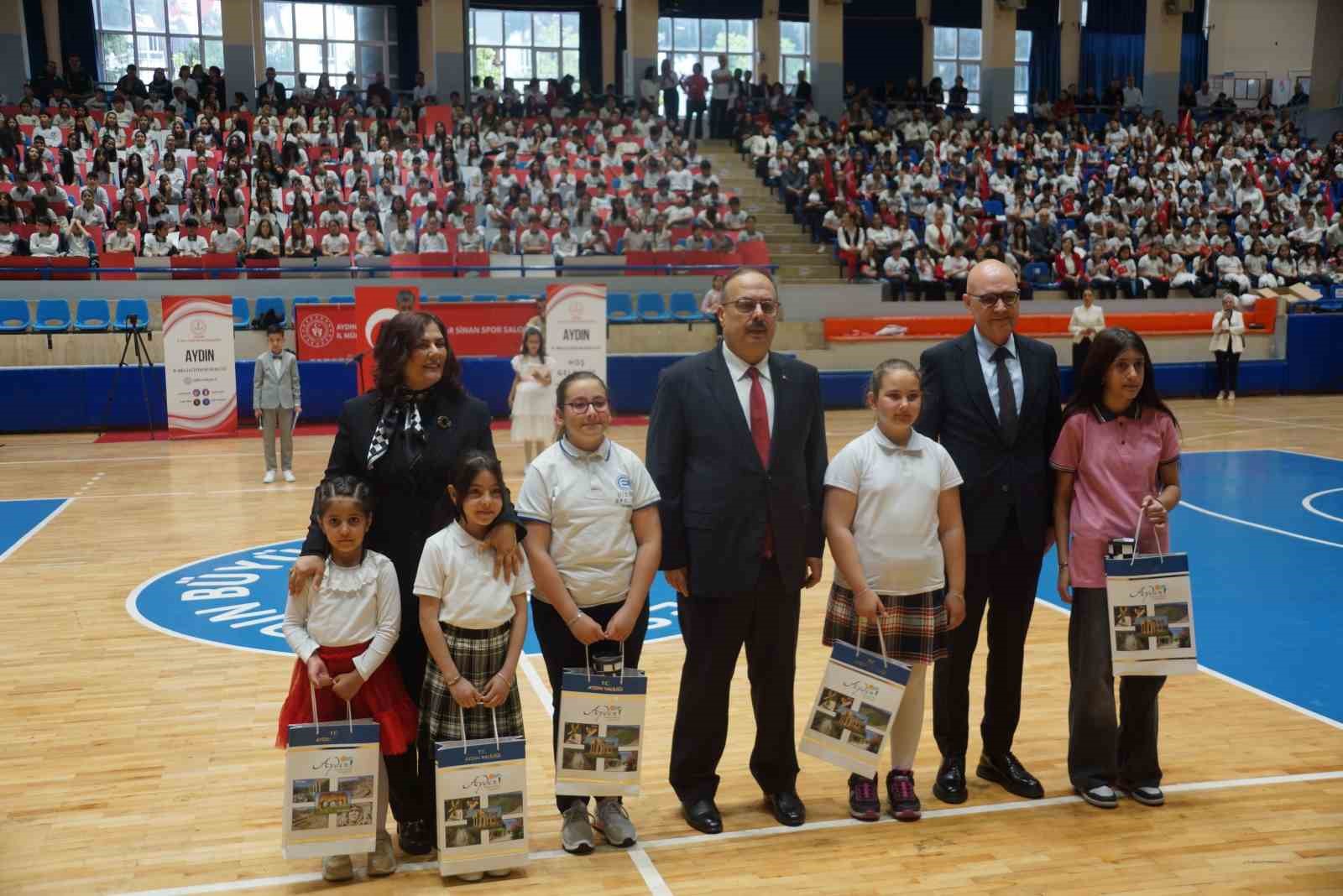 Aydın’da 23 Nisan coşkusu yaşandı
