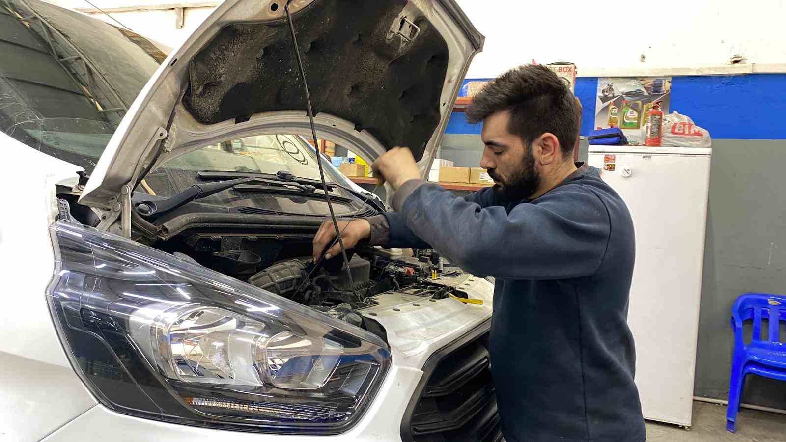 Aydın’da bayram öncesi sanayiler hareketlendi
Aydın’da bayram öncesi sanayiler hareketlendi