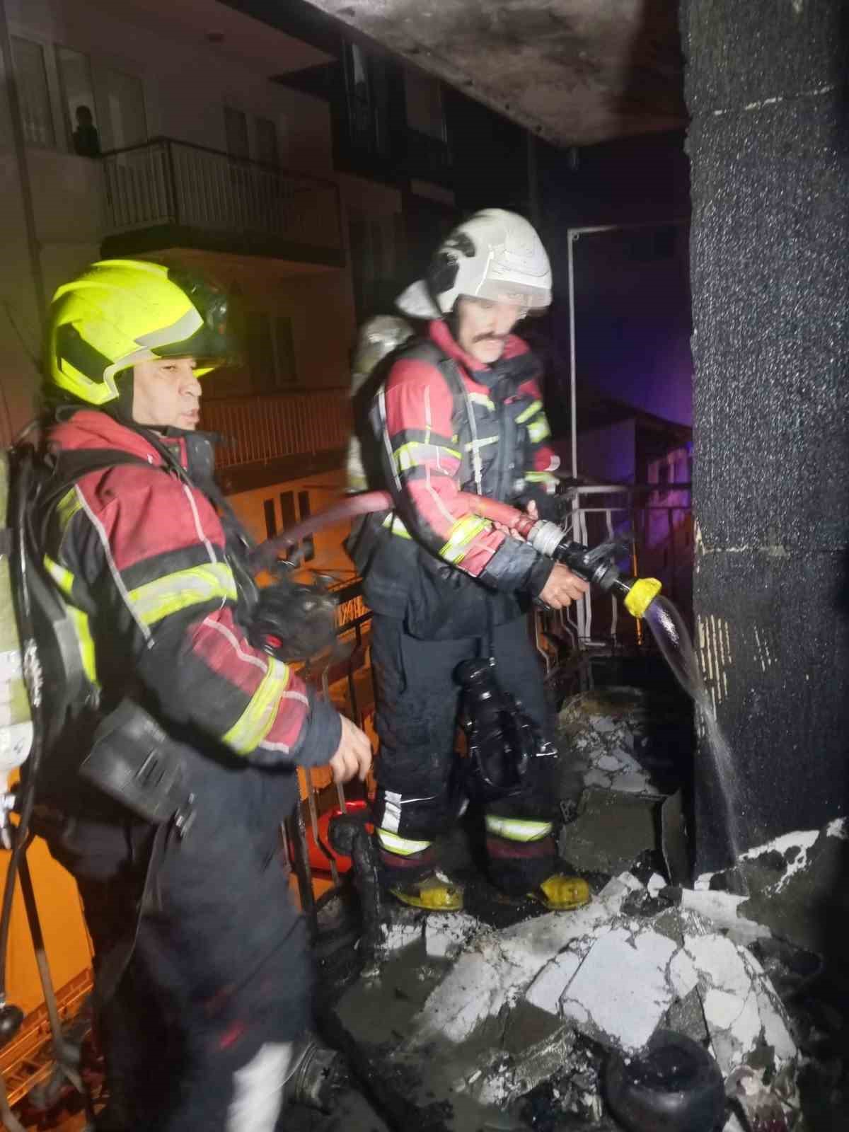 Aydın’da ev yangını panikletti
