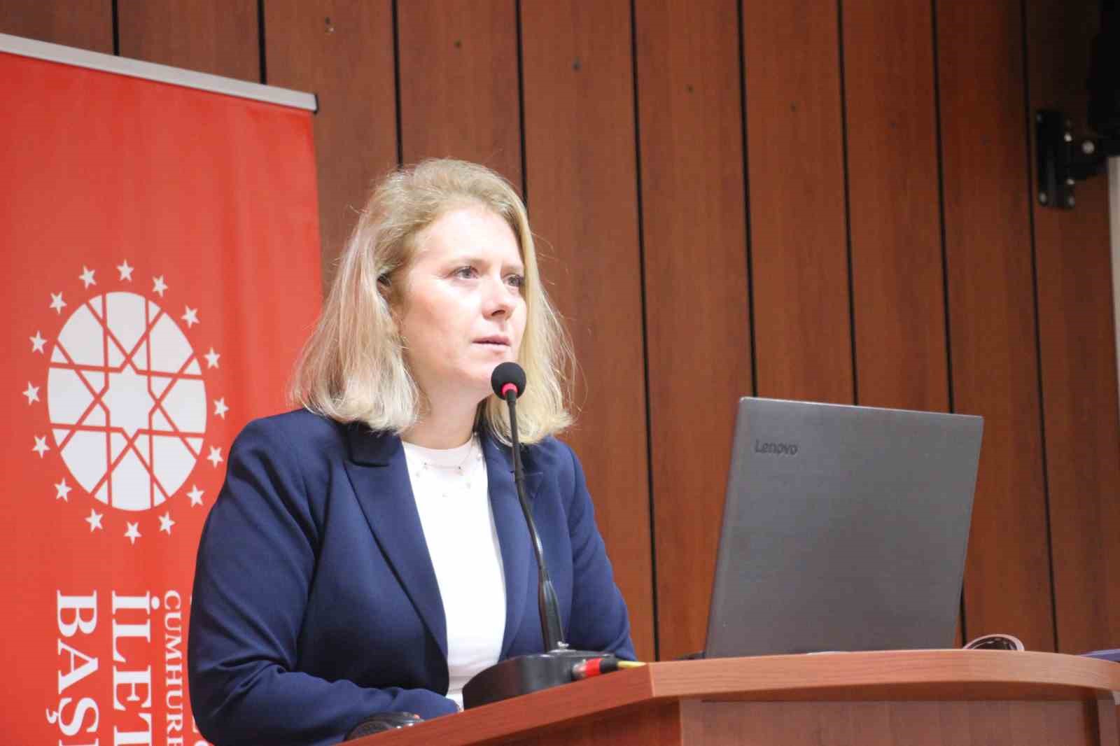 Aydın’da gazetecilere dijital çağ eğitimi
