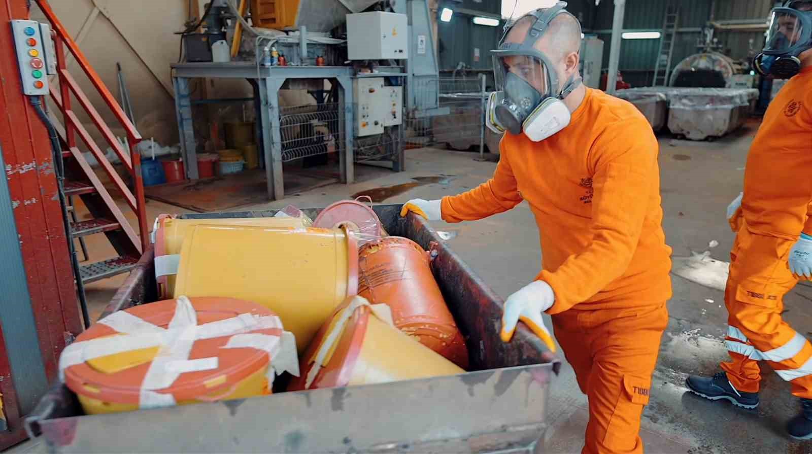 Aydın’da her gün 4 ton tıbbi atık sessizce bertaraf ediliyor
