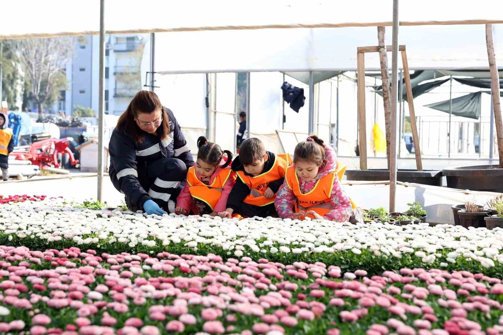 Aydın’da öğrenciler doğa sevgisini öğreniyor
