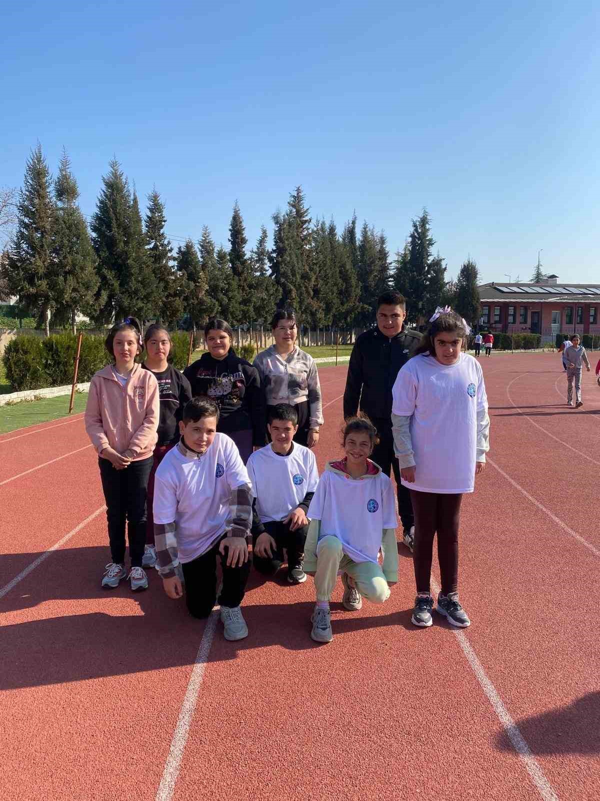 Aydın’da özel sporcular piste çıktı
