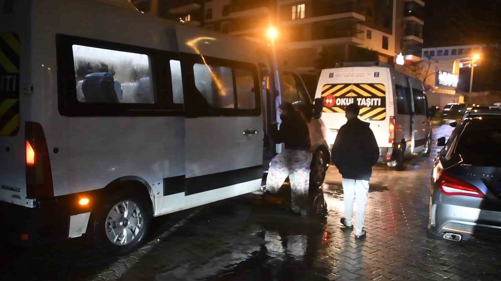 Aydın’da taşkın alarmı: Söke’de dere kenarındaki evler tahliye edildi
