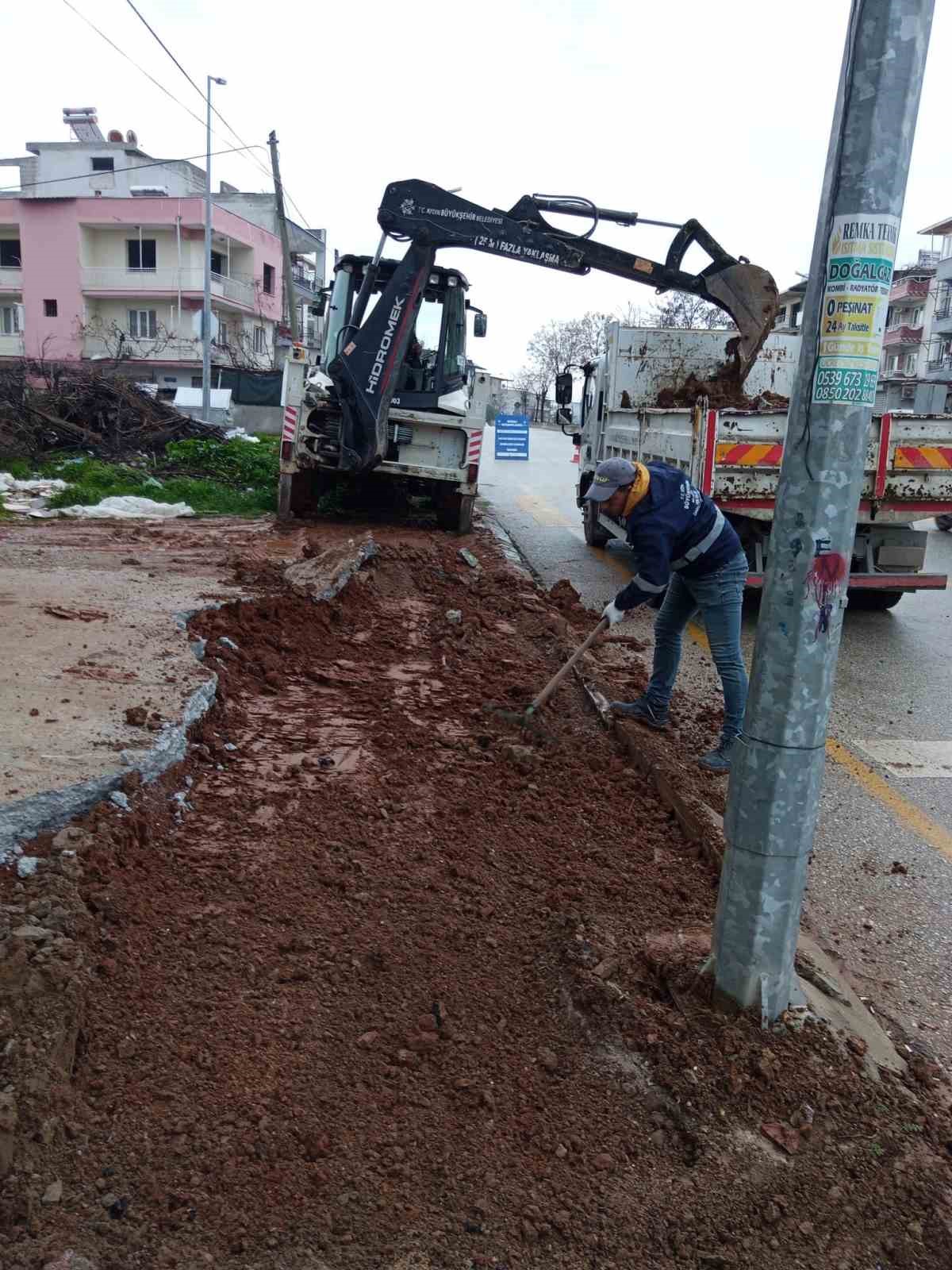 Aydın’ın ulaşım altyapısı Büyükşehir’in çalışmaları ile güçleniyor

