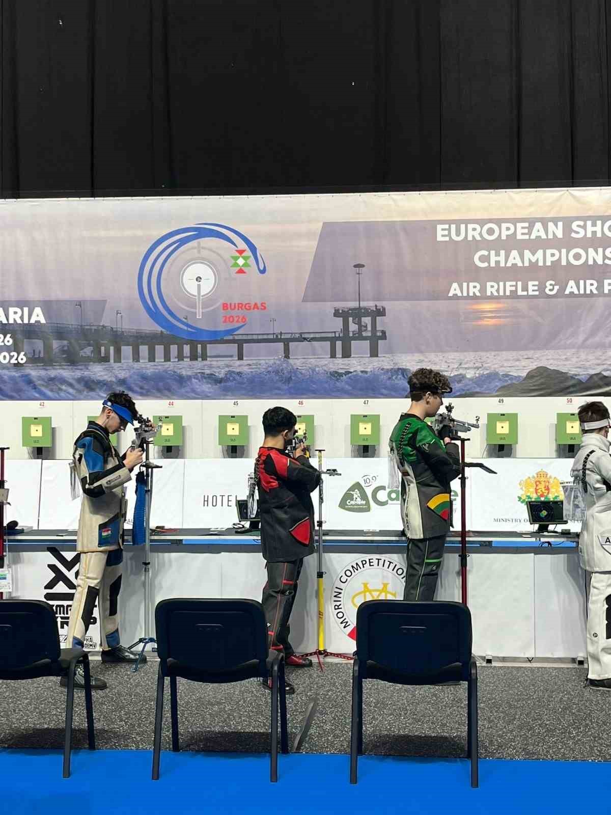 Aydınlı sporcudan Avrupa şampiyonasında çifte madalya
