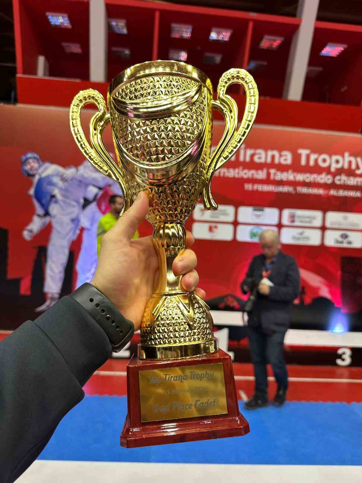 Aydınlı sporcular Arnavutluk’tan beş madalya ile döndü
