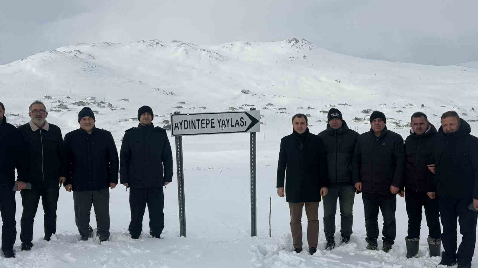 Aydıntepe’de Kış Festivali öncesi yol açma çalışmaları yapılıyor
