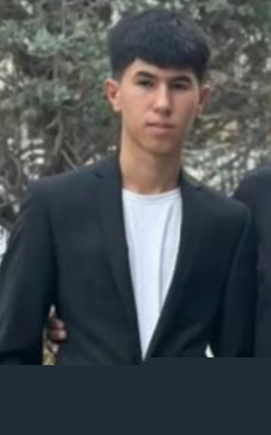 Aynı kıza ilgi duyan 16 yaşındaki akranını bıçaklayarak öldürdü
