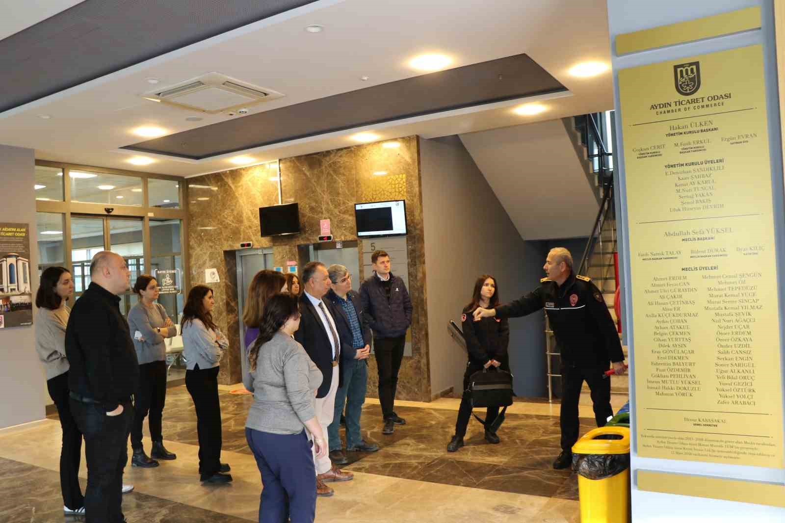 AYTO personeline temel yangın eğitimi verildi
