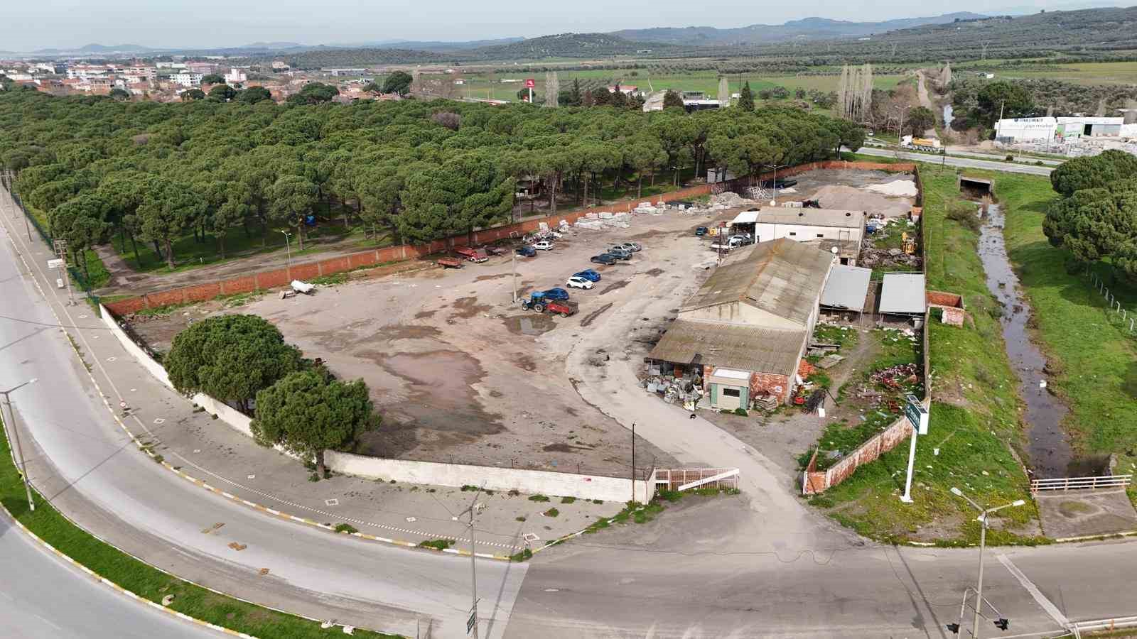 Ayvalık asfaltını artık kendi üretecek
