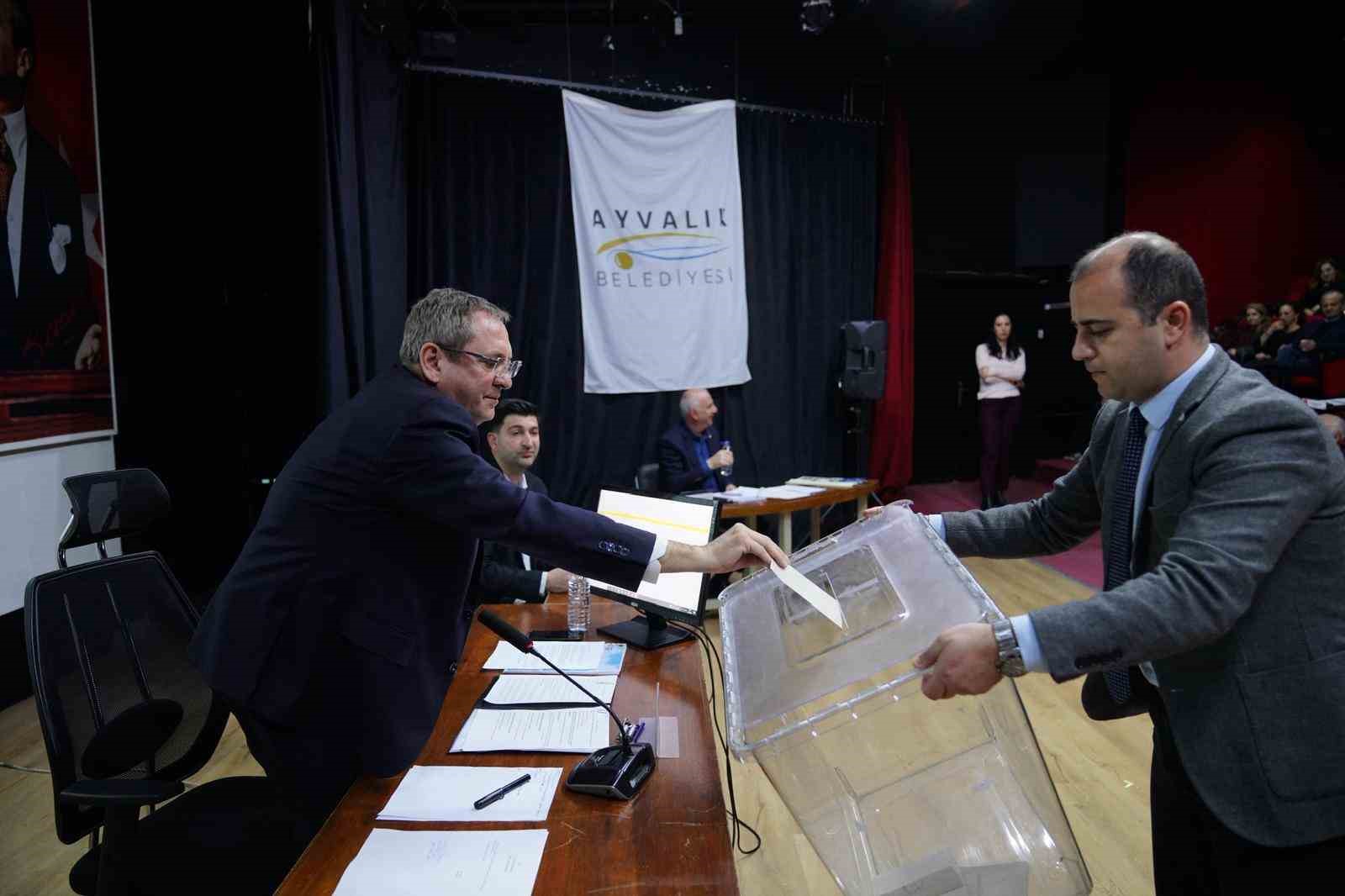 Ayvalık Belediyesi’nin 2025 Yılı Faaliyet Raporu oy birliğiyle kabul edildi
