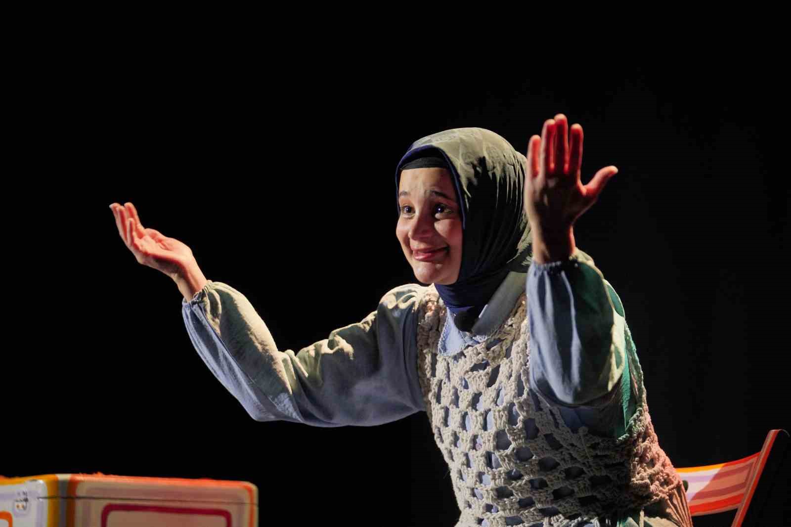 Ayvalık Kadın Oyunları Festivali altıncı kez perdelerini açtı
