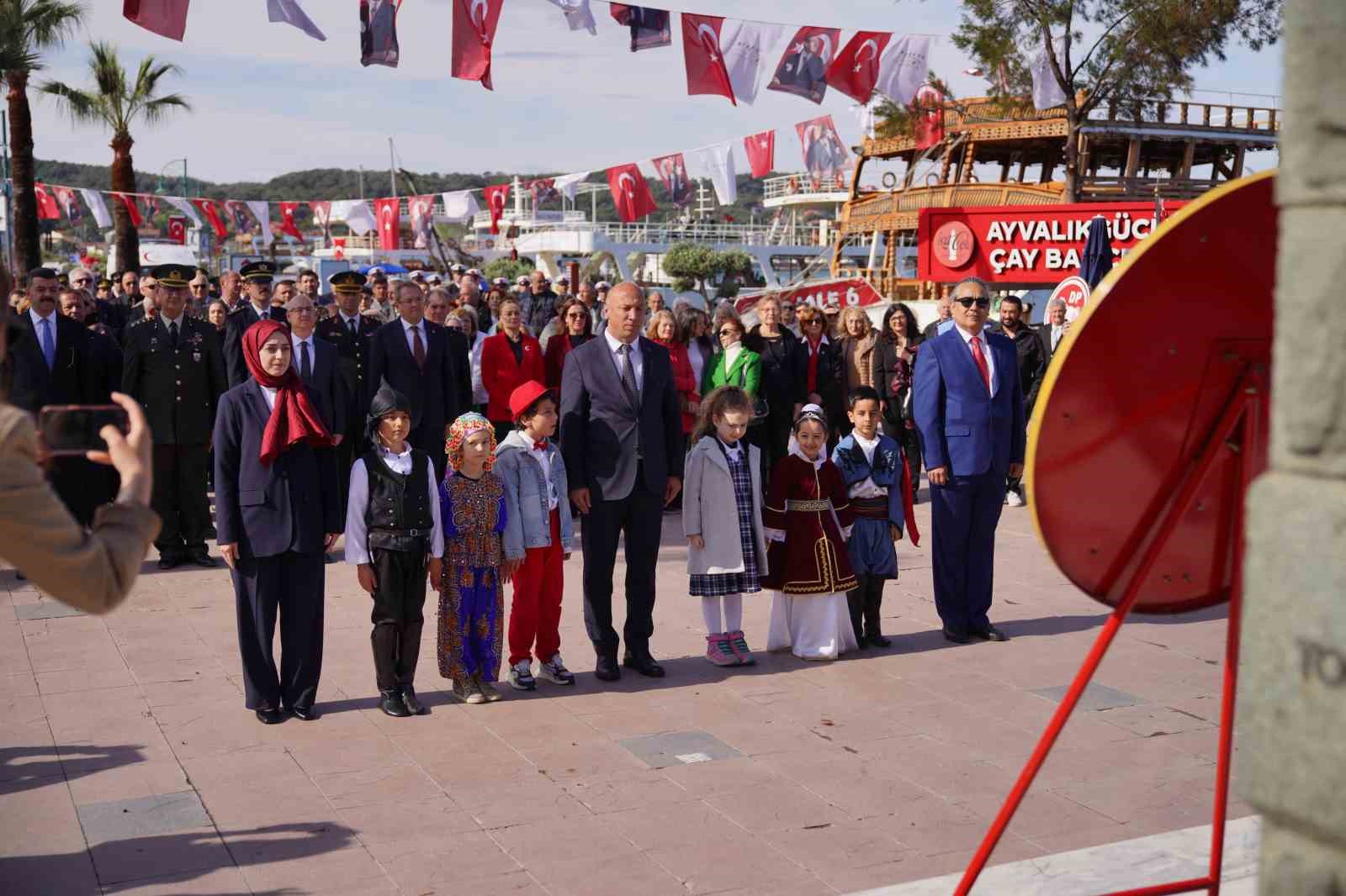 Ayvalık’ta 23 Nisan 106. kez coşkuyla kutlandı
