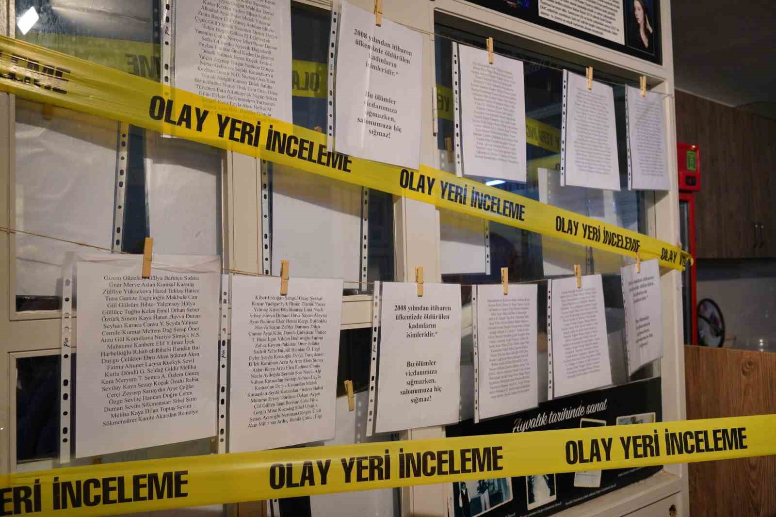 Ayvalık’ta Dünya Tiyatro Günü’nde "Müdahil" sahnelendi
