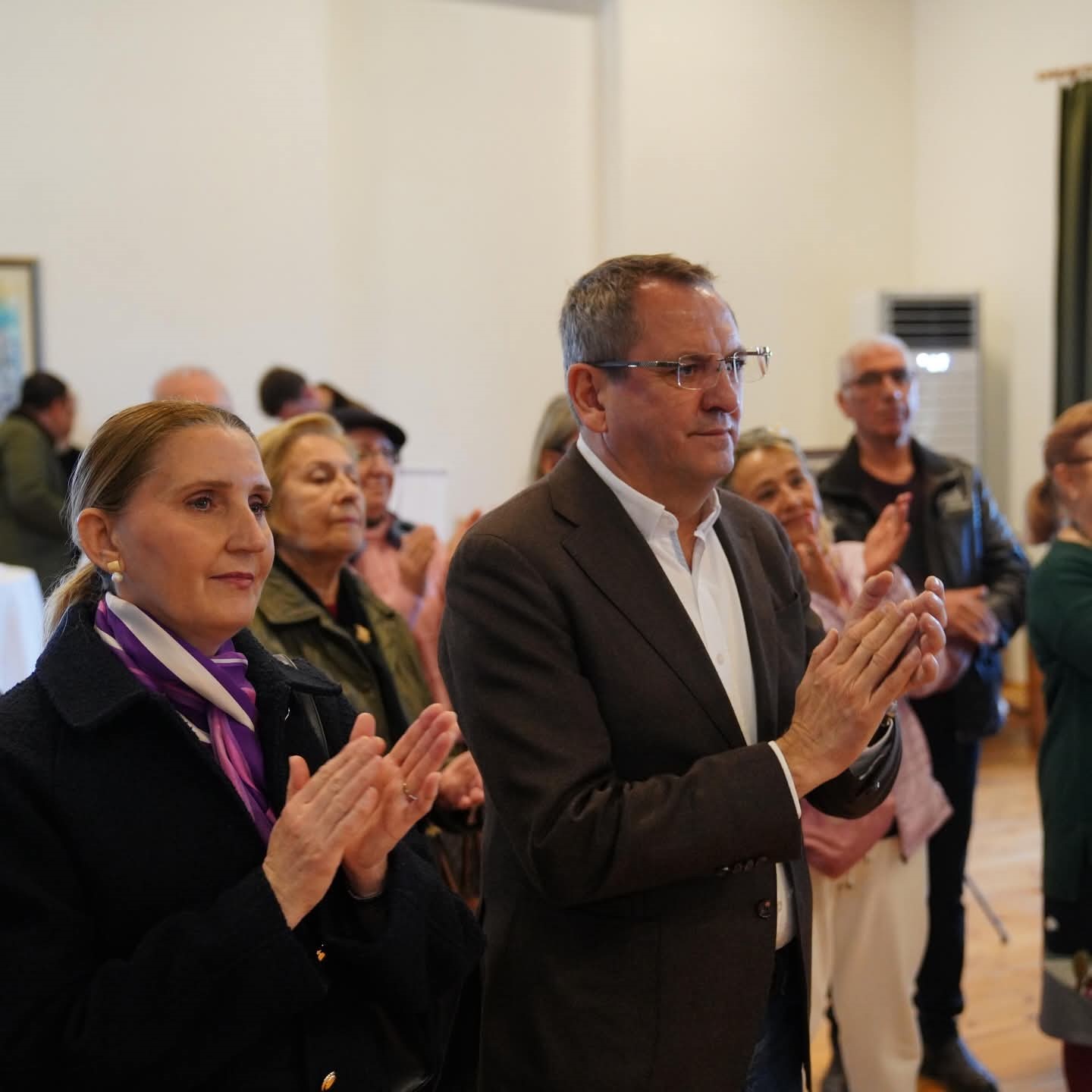 Ayvalık’ta "Kadın gözüyle bir renkte direnç" sergisi açıldı
