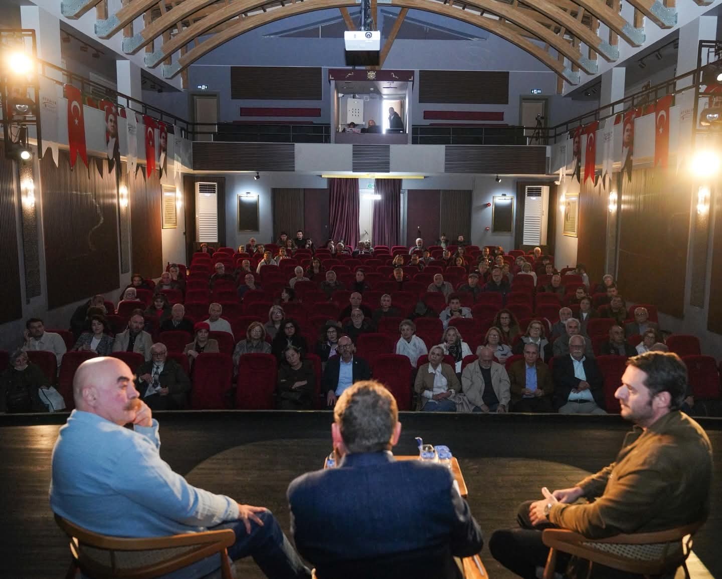 Ayvalık’ta Köy Enstitüleri ruhu yeniden canlandı
Ayvalık’ta Köy Enstitüleri ruhu yeniden canlandı