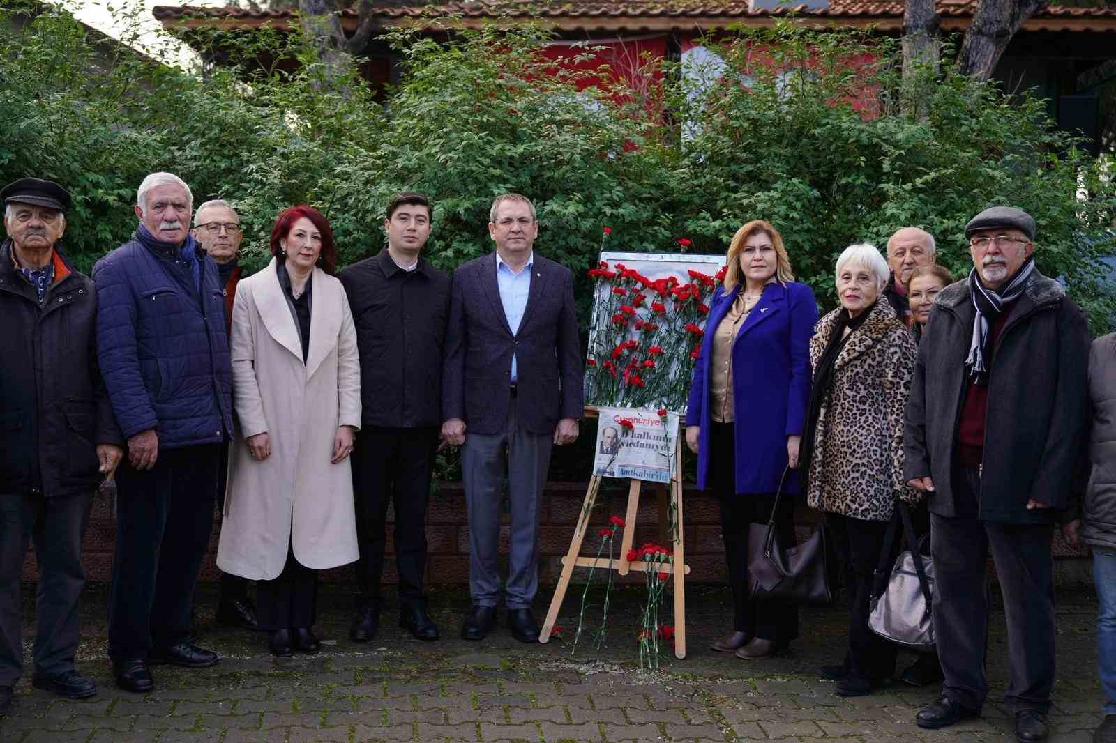 Ayvalık’ta Uğur Mumcu unutulmadı

