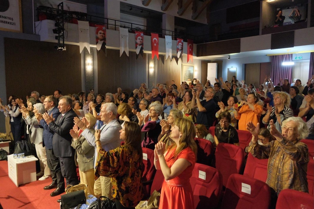 Ayvalık’ta Uluslararası Sanat Buluşması
