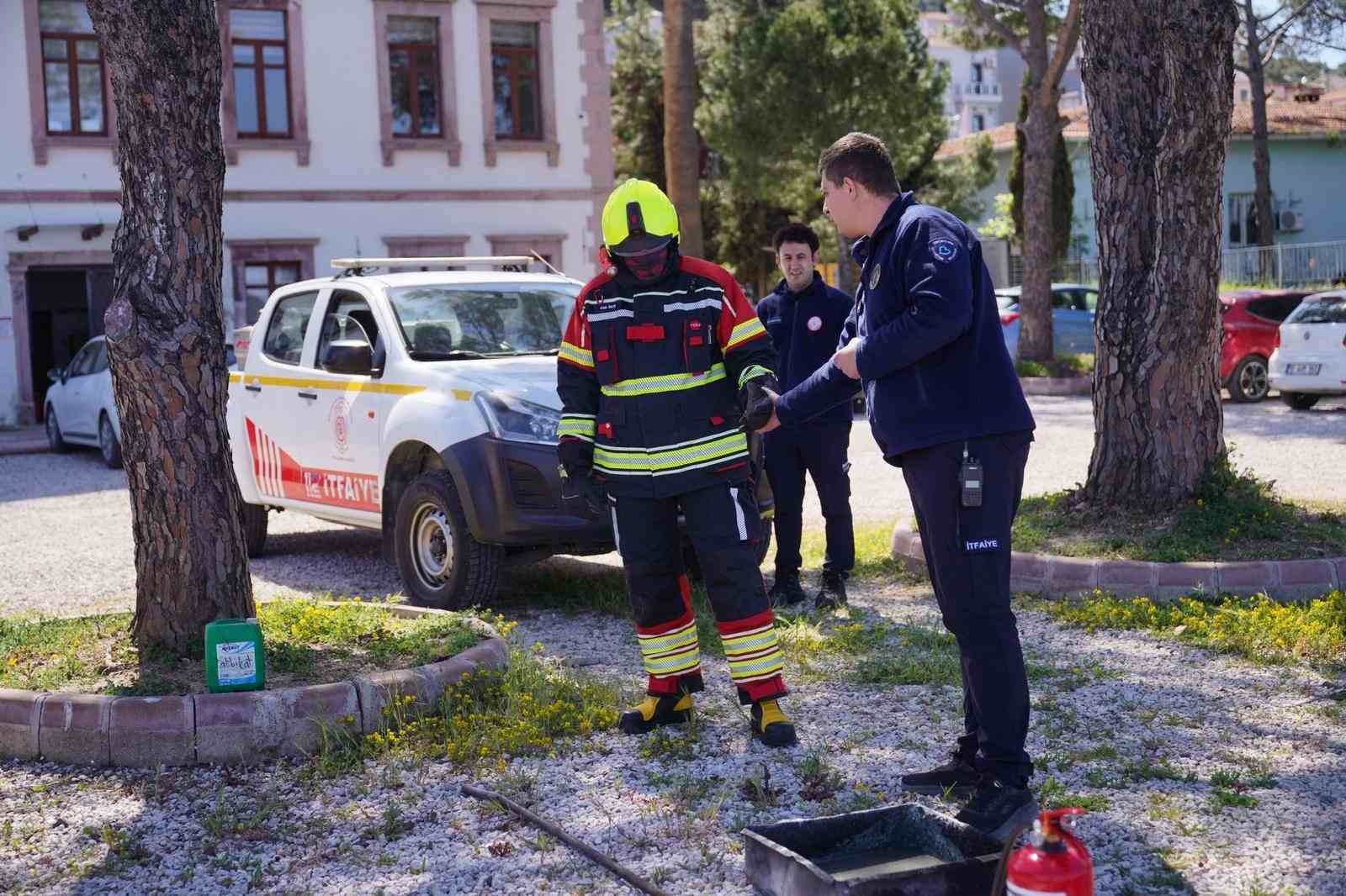 Ayvalık’ta yangınlara karşı tatbikat
