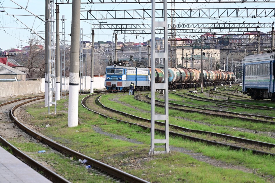 Azerbaycan’dan Ermenistan’a 979 tonluk benzin sevkiyatı
