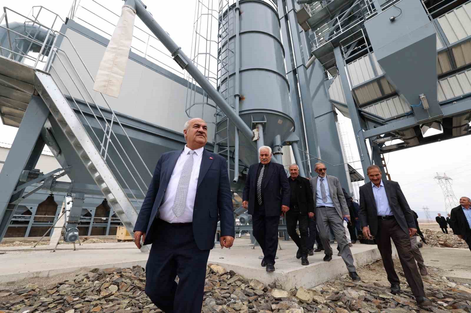 Aziziye’de 2025 yılına yatırım mührü
