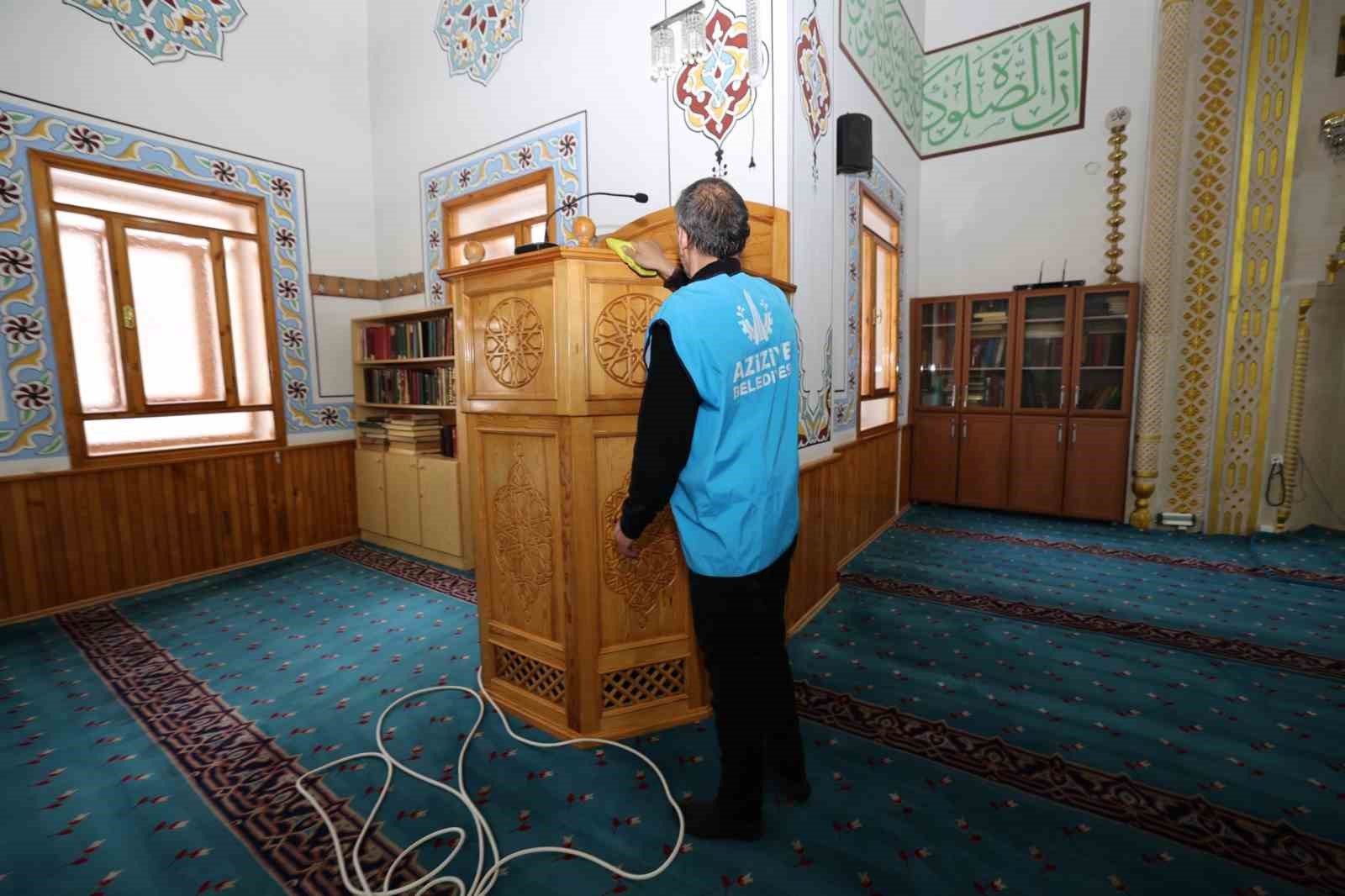 Aziziye’de Ramazan ayı hazırlıkları başladı
Aziziye’de Ramazan ayı hazırlıkları başladı