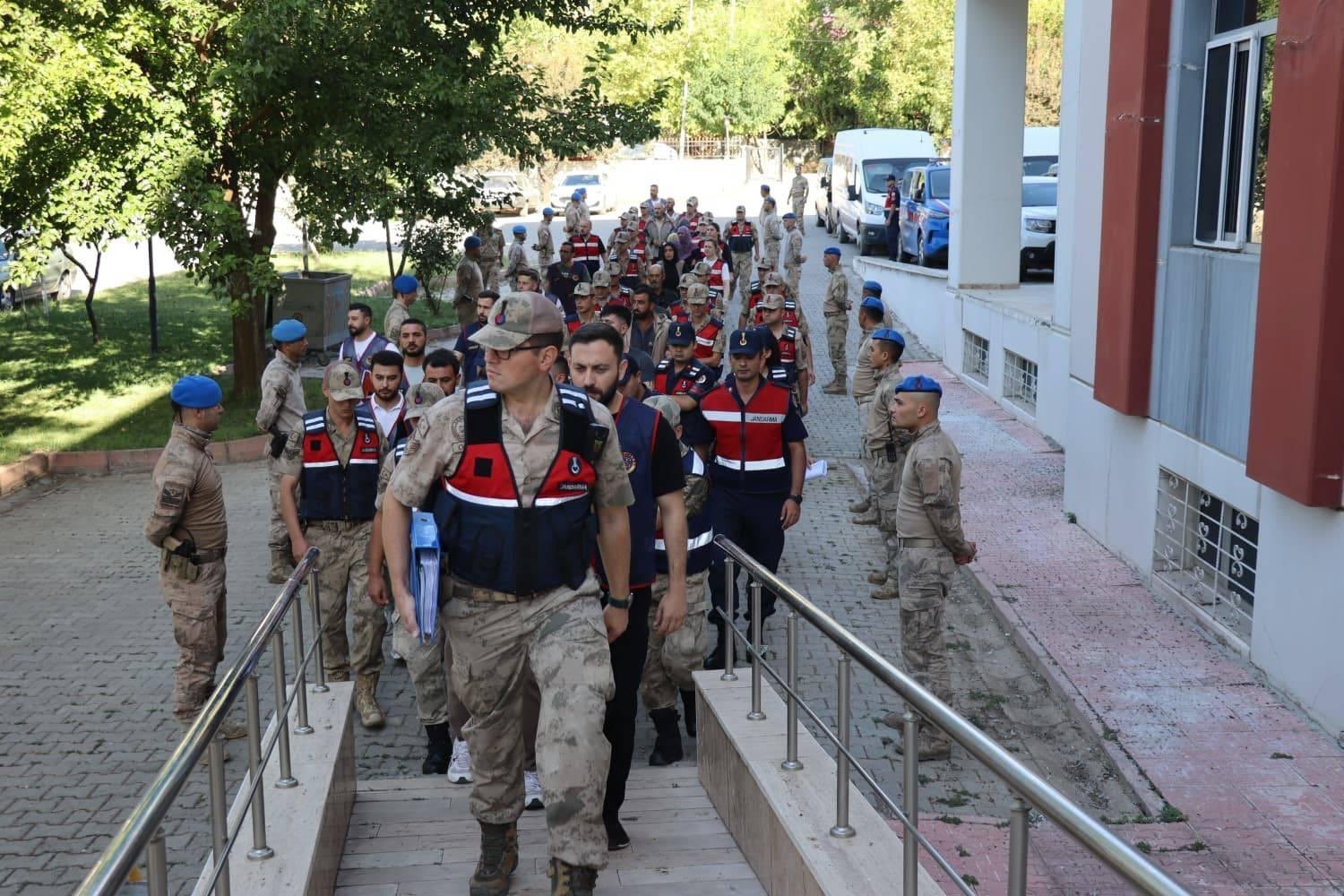 Baba Mahir Yılmaz: "Oğlumun bir mezarı olsun, en azından gidip bir Fatiha okuyalım"
