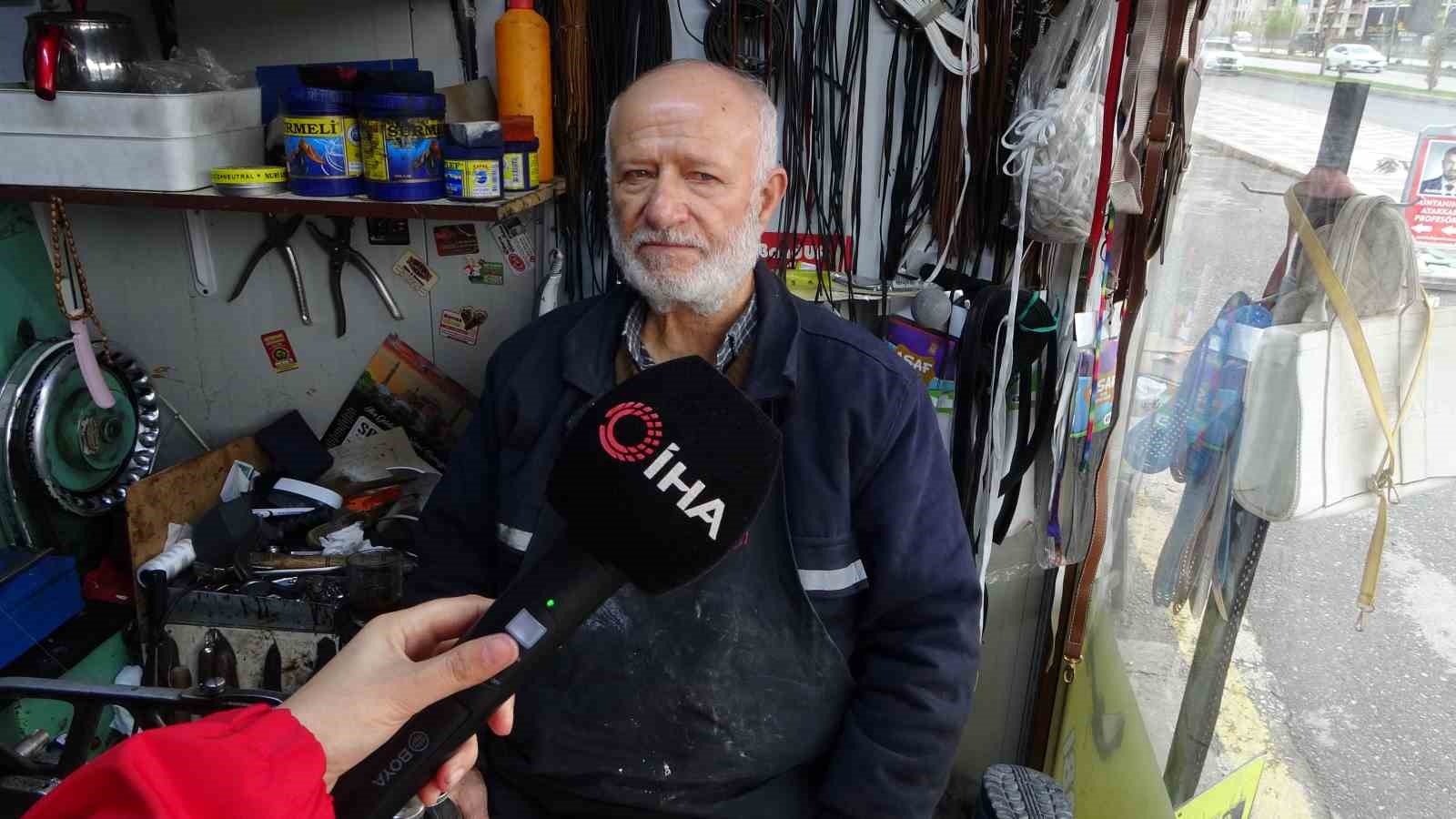 Baba mesleğini 45 yıldır sürdüren ustadan gençlere ‘meslek öğrenin’ tavsiyesi
