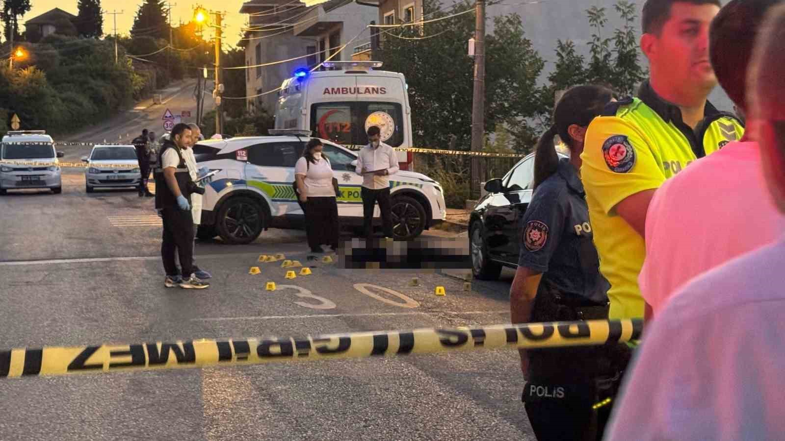 Baba ve oğlu sokak ortasında öldüren yaşlı adam: "Keşke dolandırılmasaydım"
