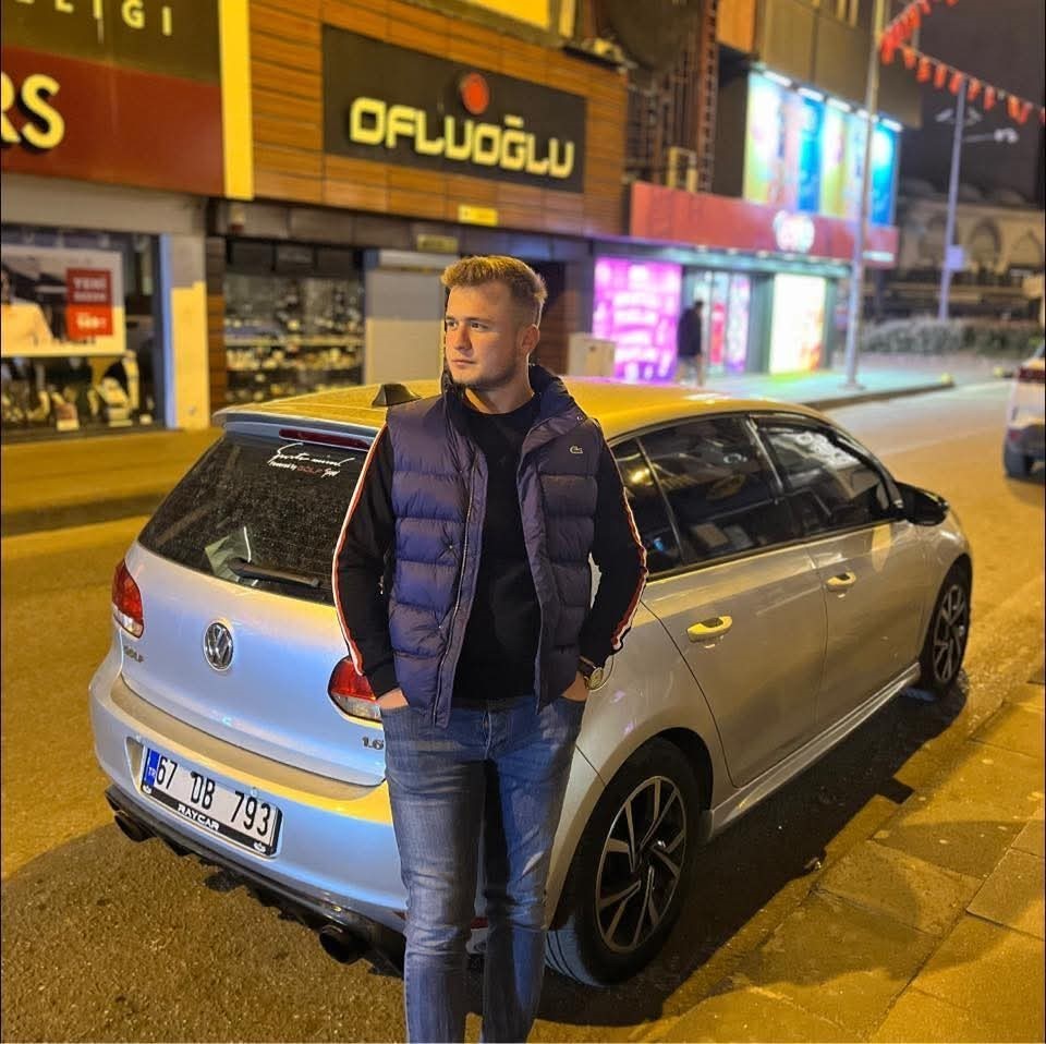 Babaanne ve iki torununun öldüğü cinayetin sanığı, mahkemede kendini savundu
Babaanne ve iki torununun öldüğü cinayetin sanığı, mahkemede kendini savundu