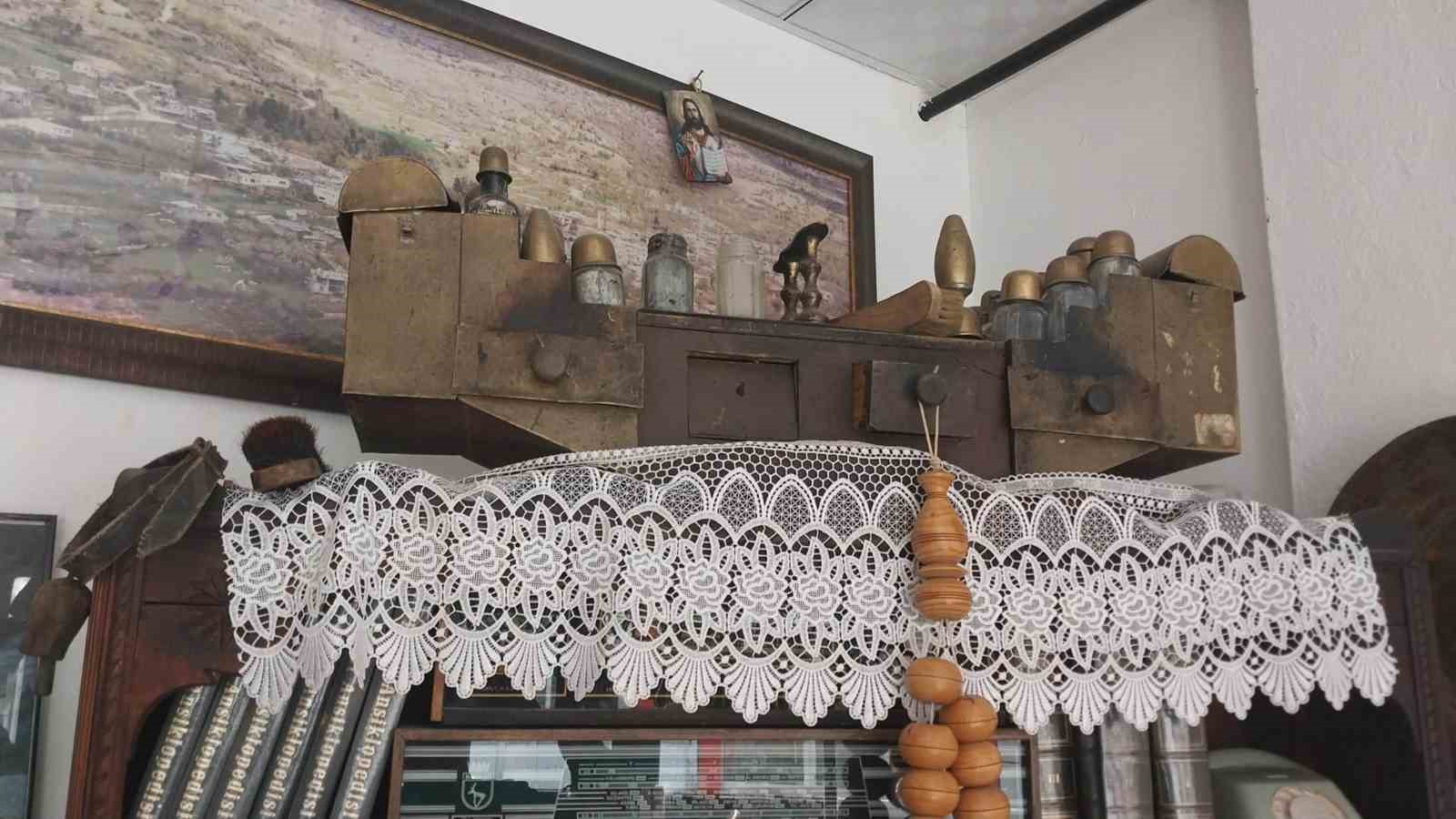 Babadan kalma lokanta, yüzlerce obje ile müzeye dönüştü
