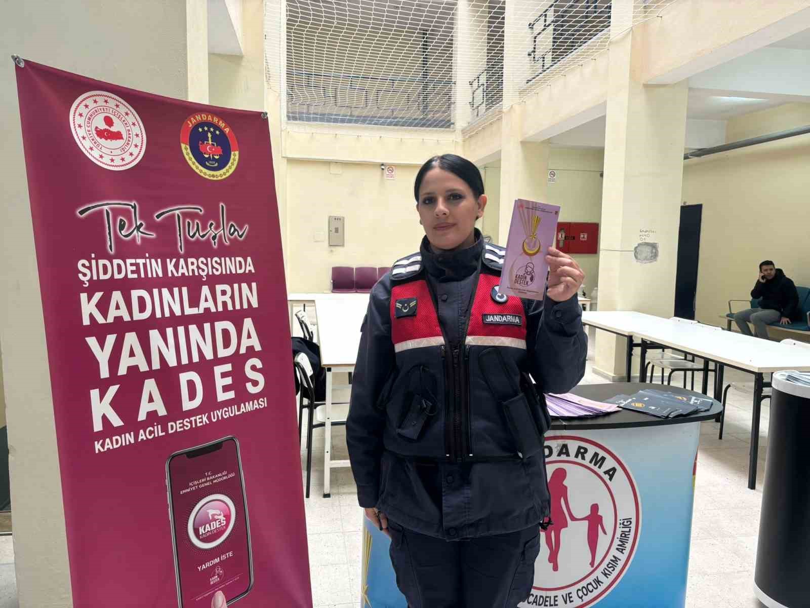 Babaeski’de yasa dışı bahis ve IBAN dolandırıcılığına yönelik panel gerçekleştirildi
