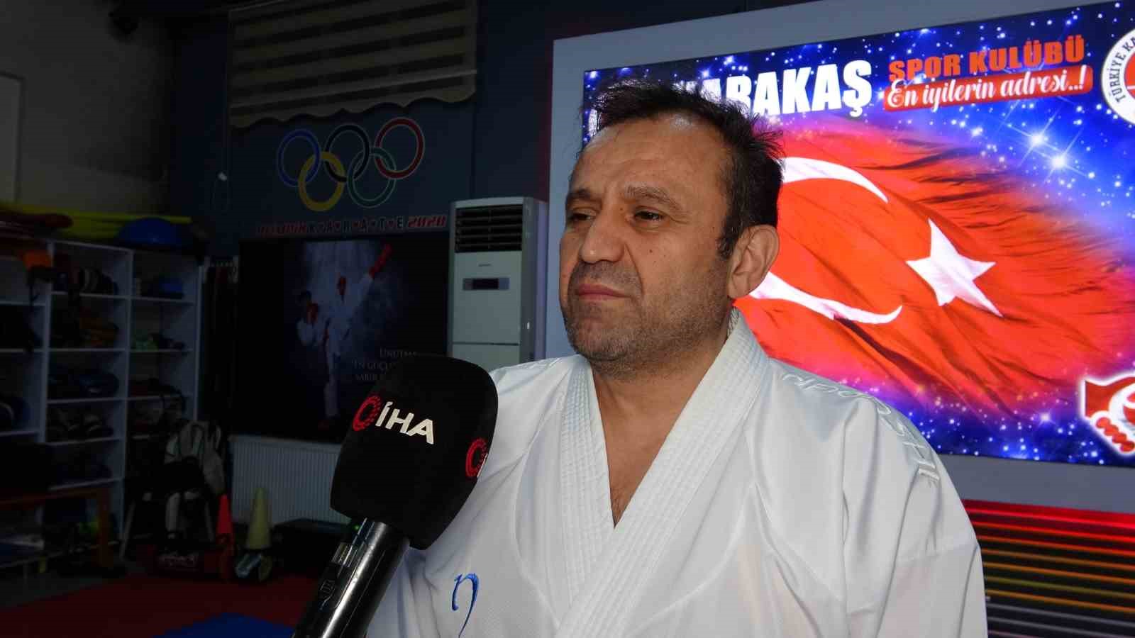 Babası ’kendini savunmayı öğren’ dedi, o şampiyon oldu
