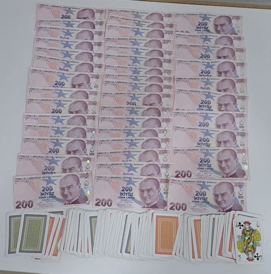 Bafra ve Çarşamba’da kumar baskını: 7 kişiye 81 bin TL ceza
