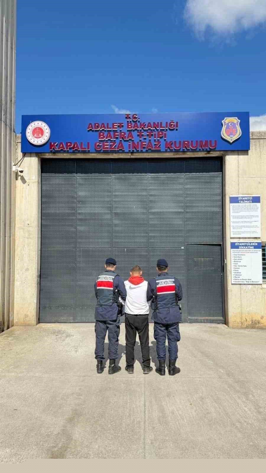 Bafra’da 17 yıl hapis cezasıyla aranan şahıs yakalandı
