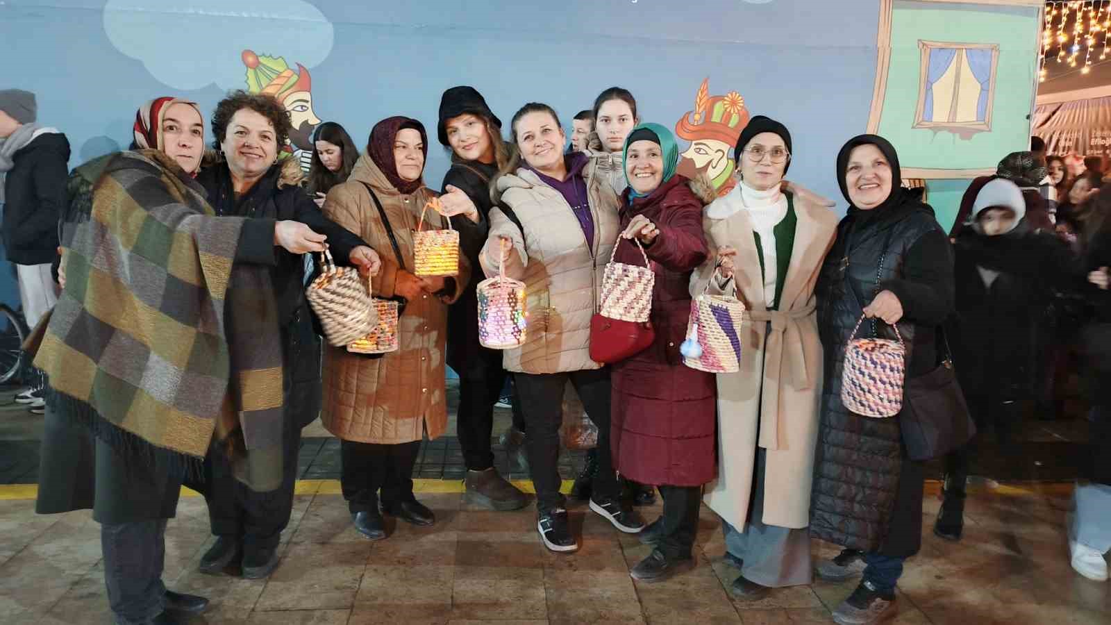 Bafra’da "Sele Sepet Top Kandil Şenliği"
Bafra’da "Sele Sepet Top Kandil Şenliği"