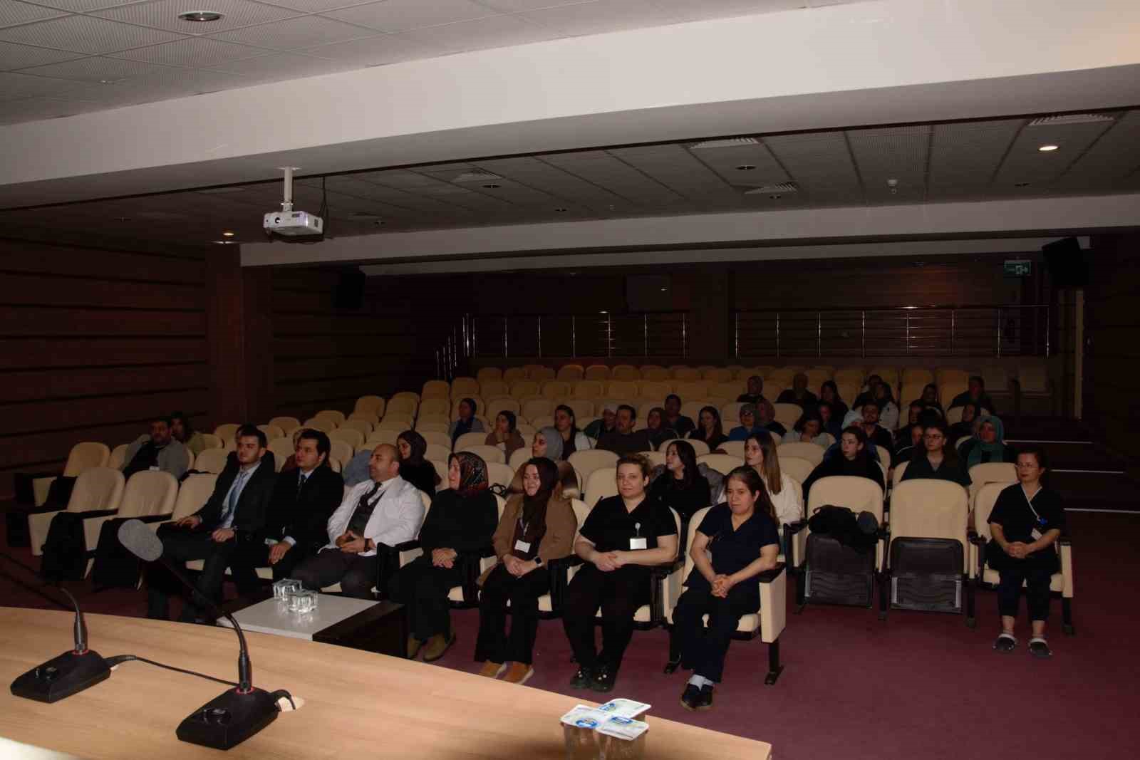 Bafra’da "Yoğun Bakım Hemşire Sertifikasyon Eğitimi"
Bafra’da "Yoğun Bakım Hemşire Sertifikasyon Eğitimi"