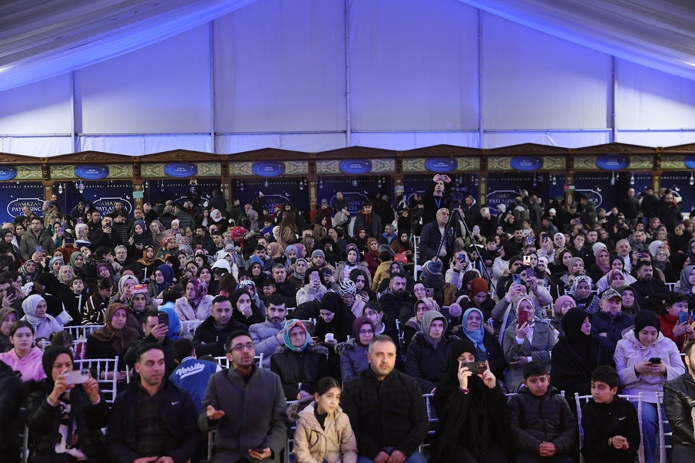 Bağcılar Ramazan’a hazır
Bağcılar Ramazan’a hazır