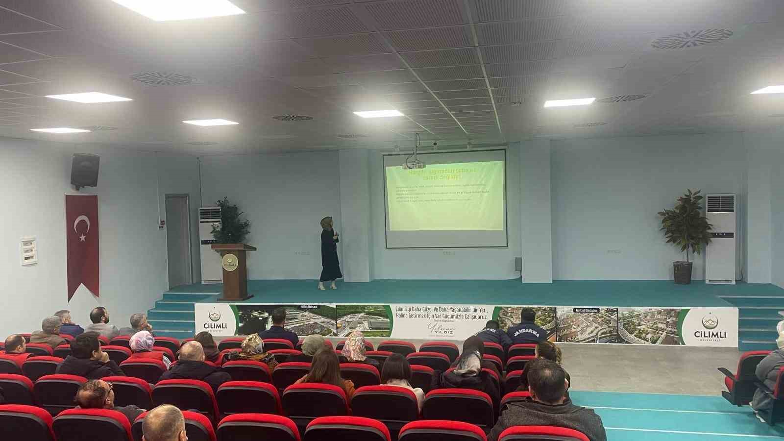 Bağımlılıkla mücadele eğitimleri sürüyor
