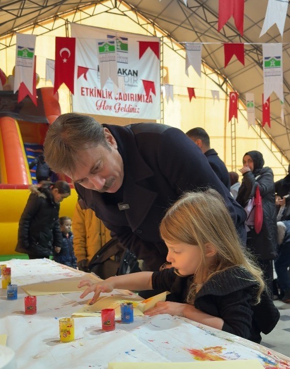 Bahçelievler’de çocuklara sömestr tatil şenliği
Bahçelievler’de çocuklara sömestr tatil şenliği