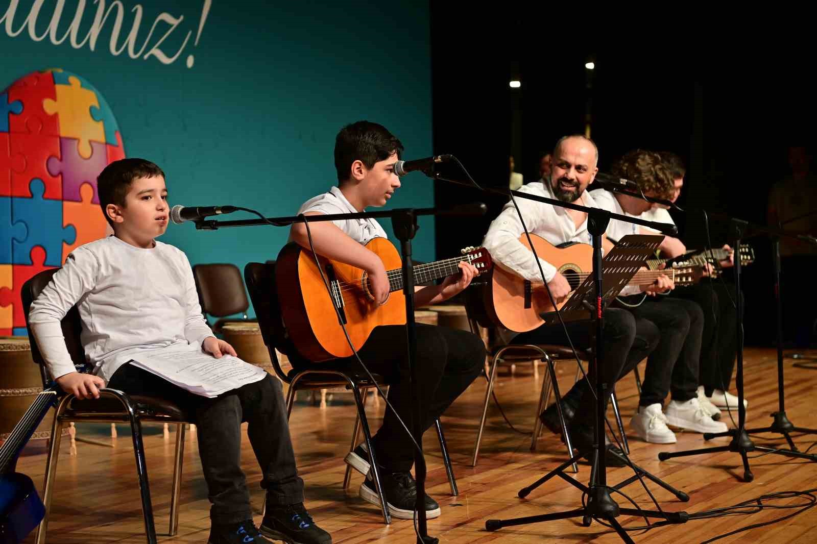 Bahçelievler’de Otizm Farkındalık Haftası’nda çocuklar performanslarını sergiledi
