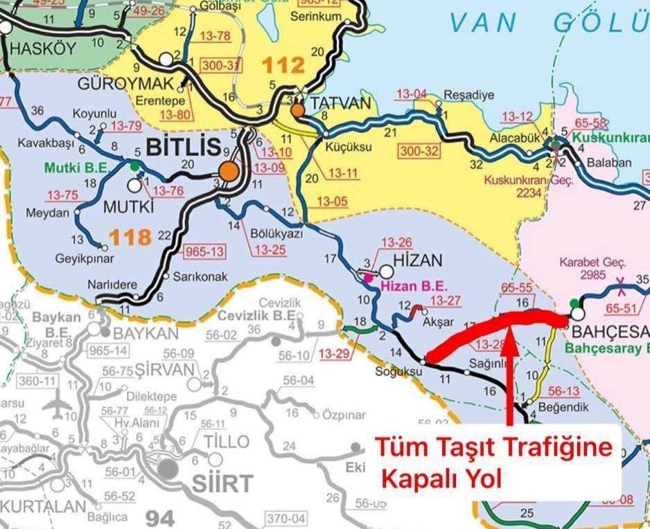Bahçesaray-Hizan yolu geçici olarak ulaşıma kapatıldı
Bahçesaray-Hizan yolu geçici olarak ulaşıma kapatıldı