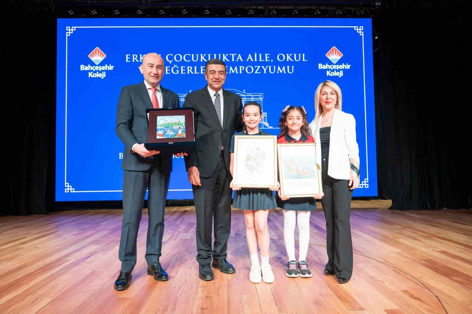 Bahçeşehir Koleji "Erken Çocuklukta Aile, Okul ve Değerler Sempozyumu" düzenledi
