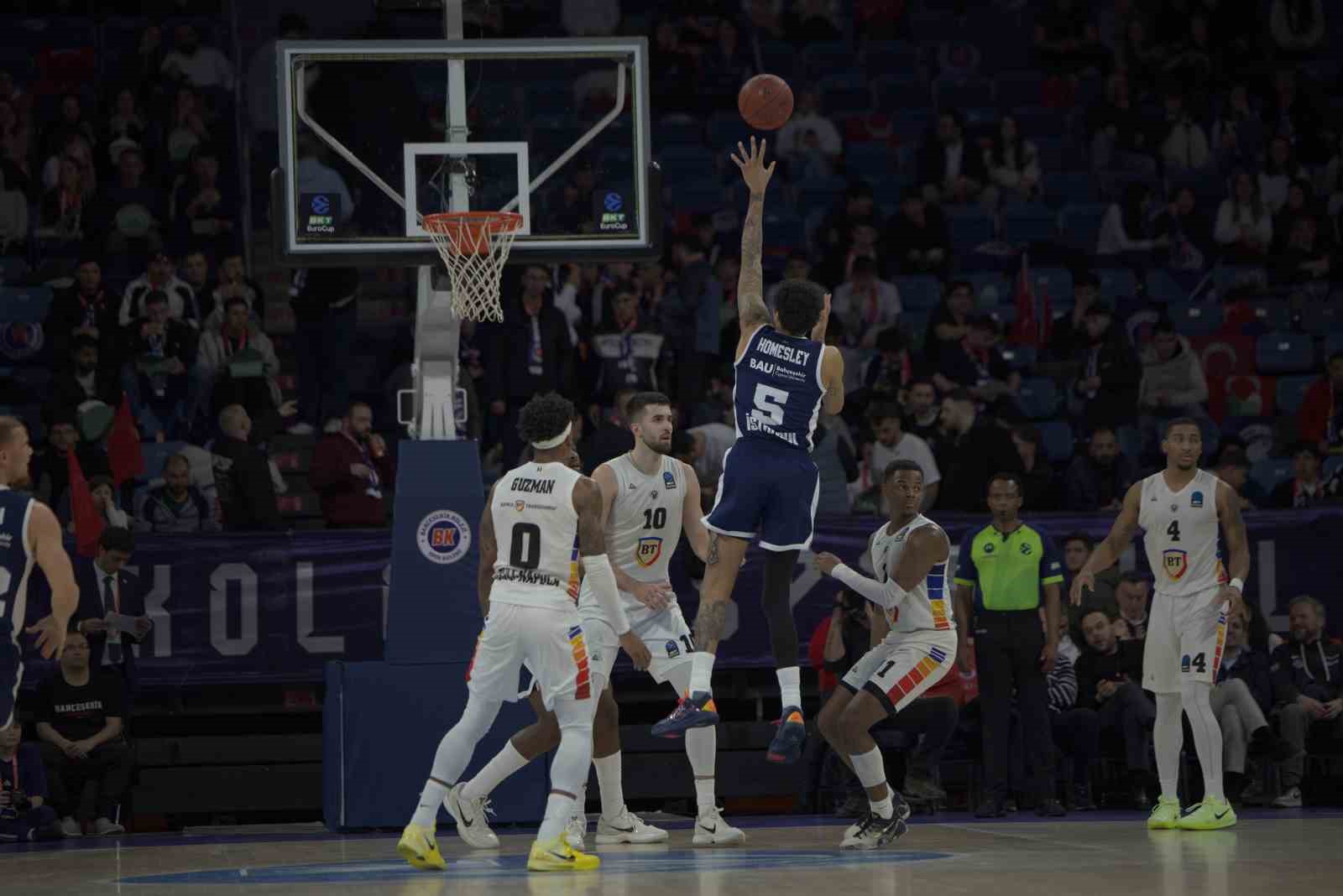 Bahçeşehir Koleji yarı finalde
