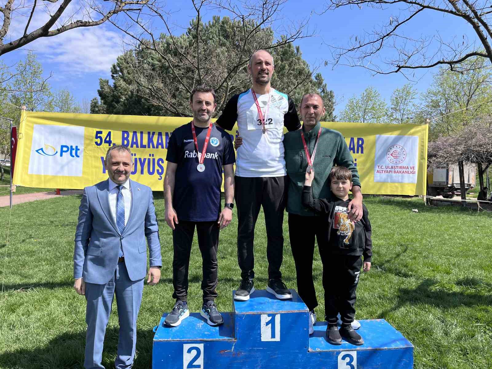 ’Bak Postacı Geliyor’...Bursa’da postacıların nefes kesen yarışı
