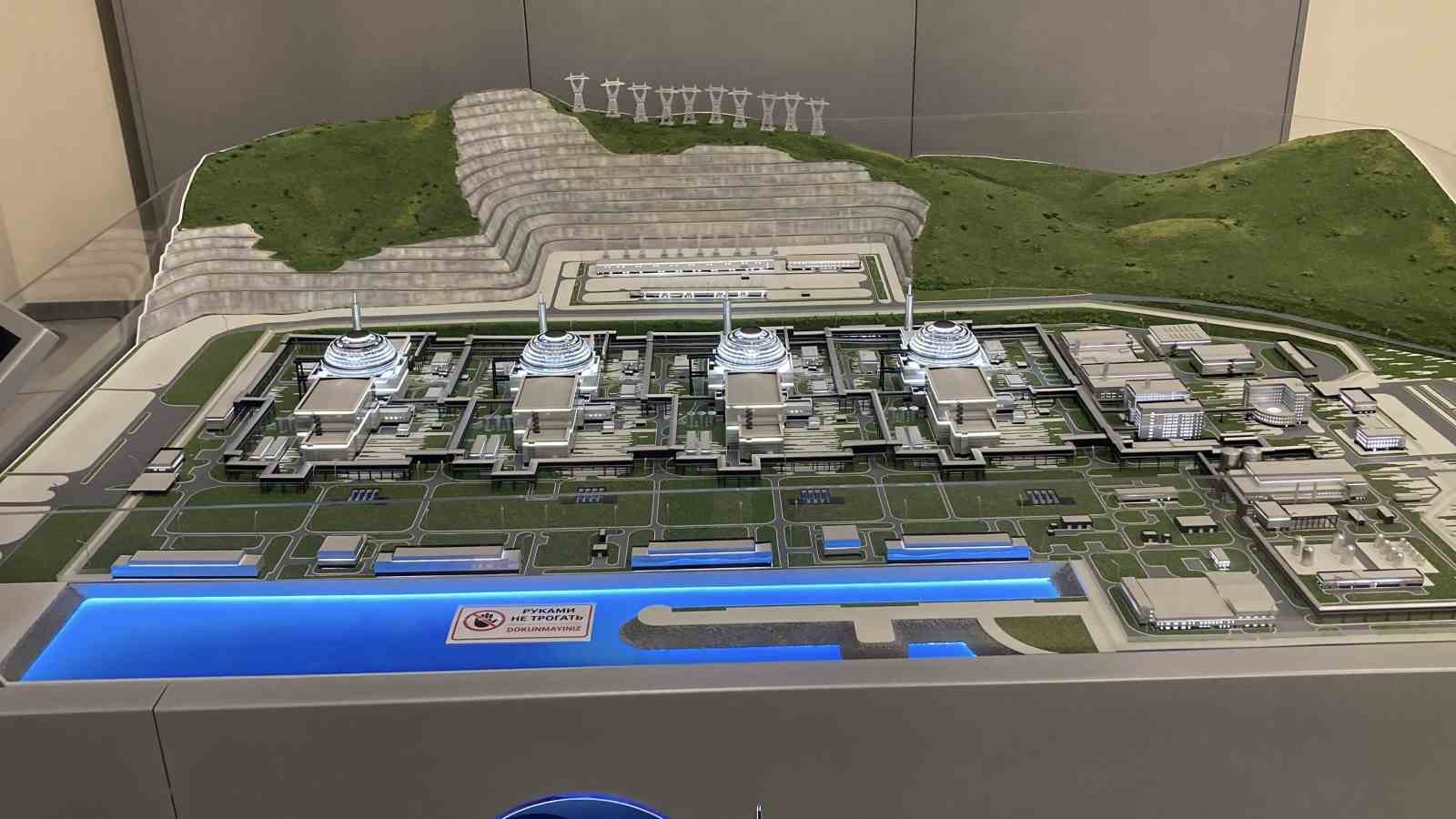 Bakan Bak Akkuyu NGS’de konuştu: "Büyüyen, gelişen, güçlü bir Türkiye var"
Bakan Bak Akkuyu NGS’de konuştu: "Büyüyen, gelişen, güçlü bir Türkiye var"