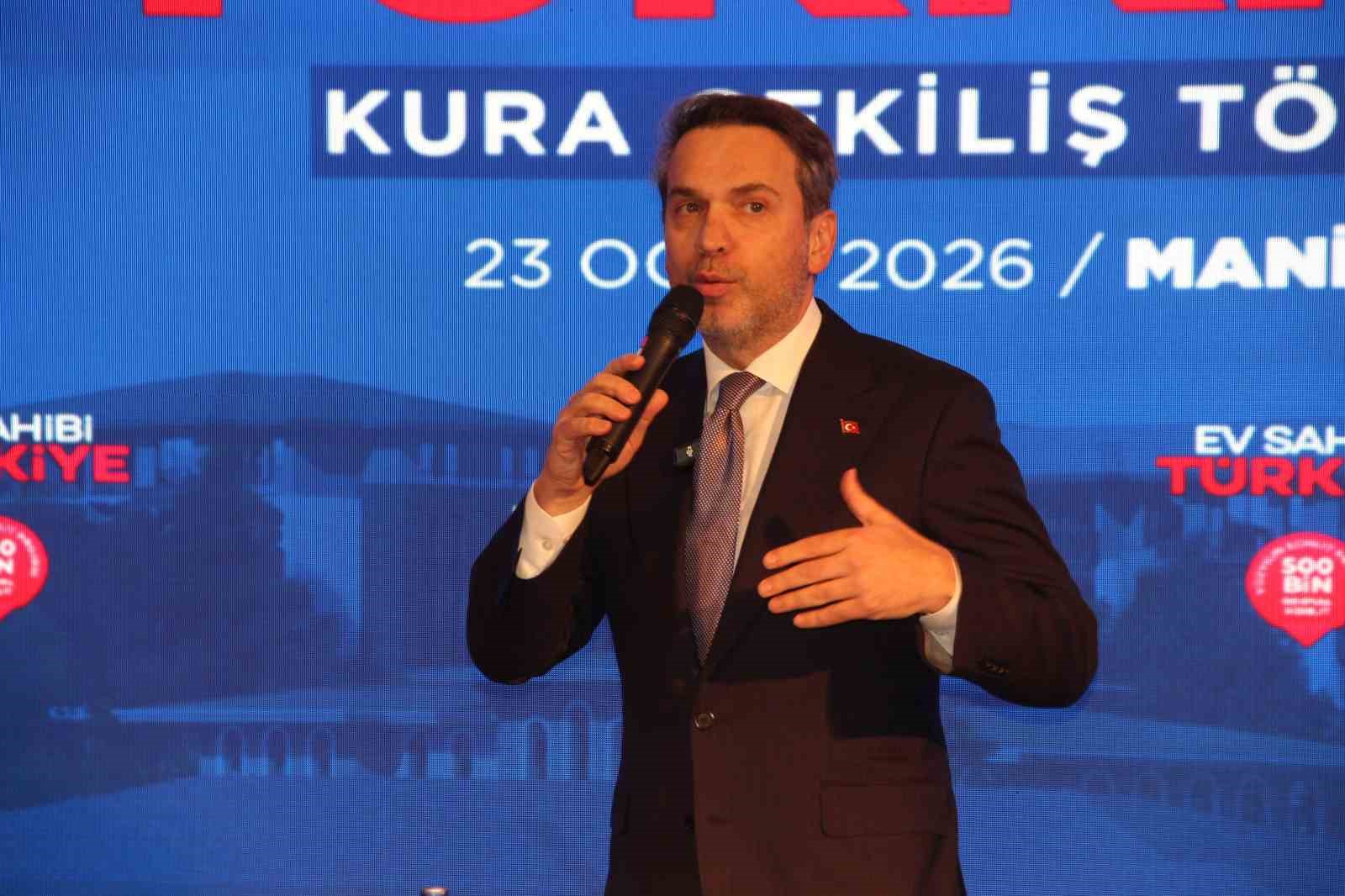 Bakan Bayraktar: "2028’de 17 milyon haneye kendi doğal gazımızı vereceğiz"
Bakan Bayraktar: "2028’de 17 milyon haneye kendi doğal gazımızı vereceğiz"